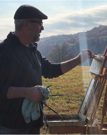 Shawn Krueger painting plein air in Brown County